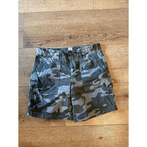 Gap Khaki Girlfriend Cotton Camouflage Flat Front Pockets Chino Womens Shorts 2